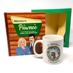 Parks & Rec Welcome to Pawnee Fan’s Guide Lil Sebastian Mug Box Set